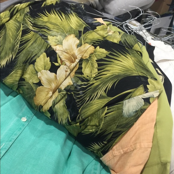 Tommy Bahama Men’s Shirts - Picture 8 of 13